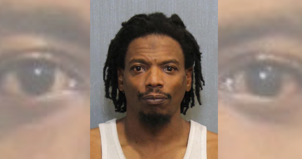 Nashville man throws glass bottle during scuffle that shatters near a baby