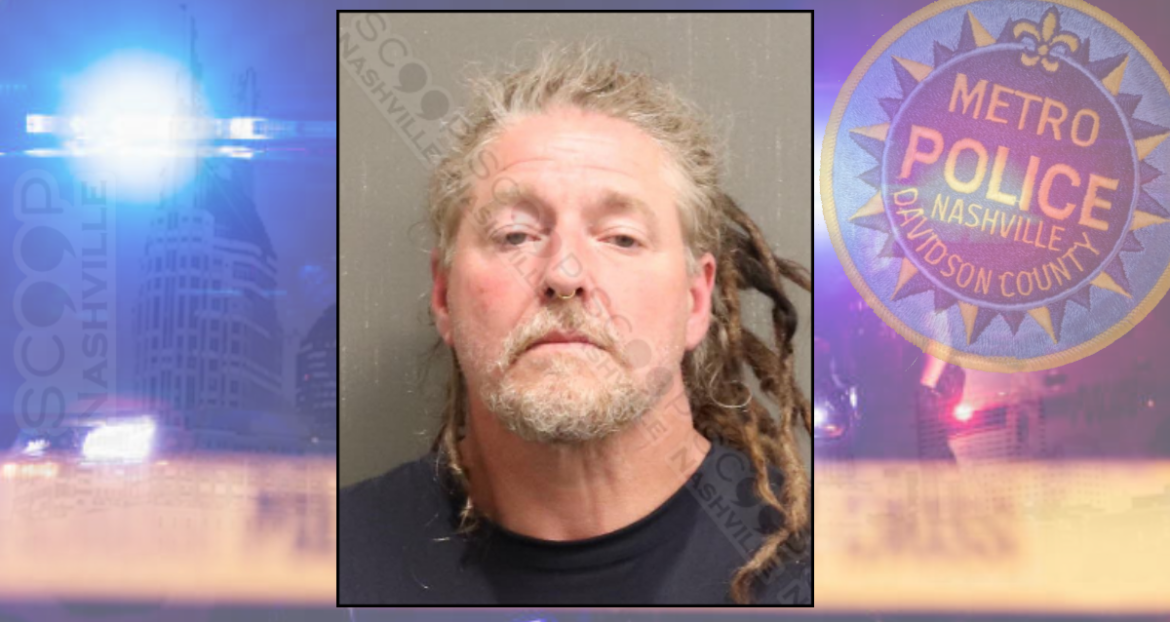 Man pretends to be staff at Kid Rock’s Bar, takes money, uses it to buy his own drinks — Robert Lee Hurd