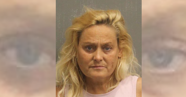 Woman charged with theft after card declined for $5 tab at The Row Nashville